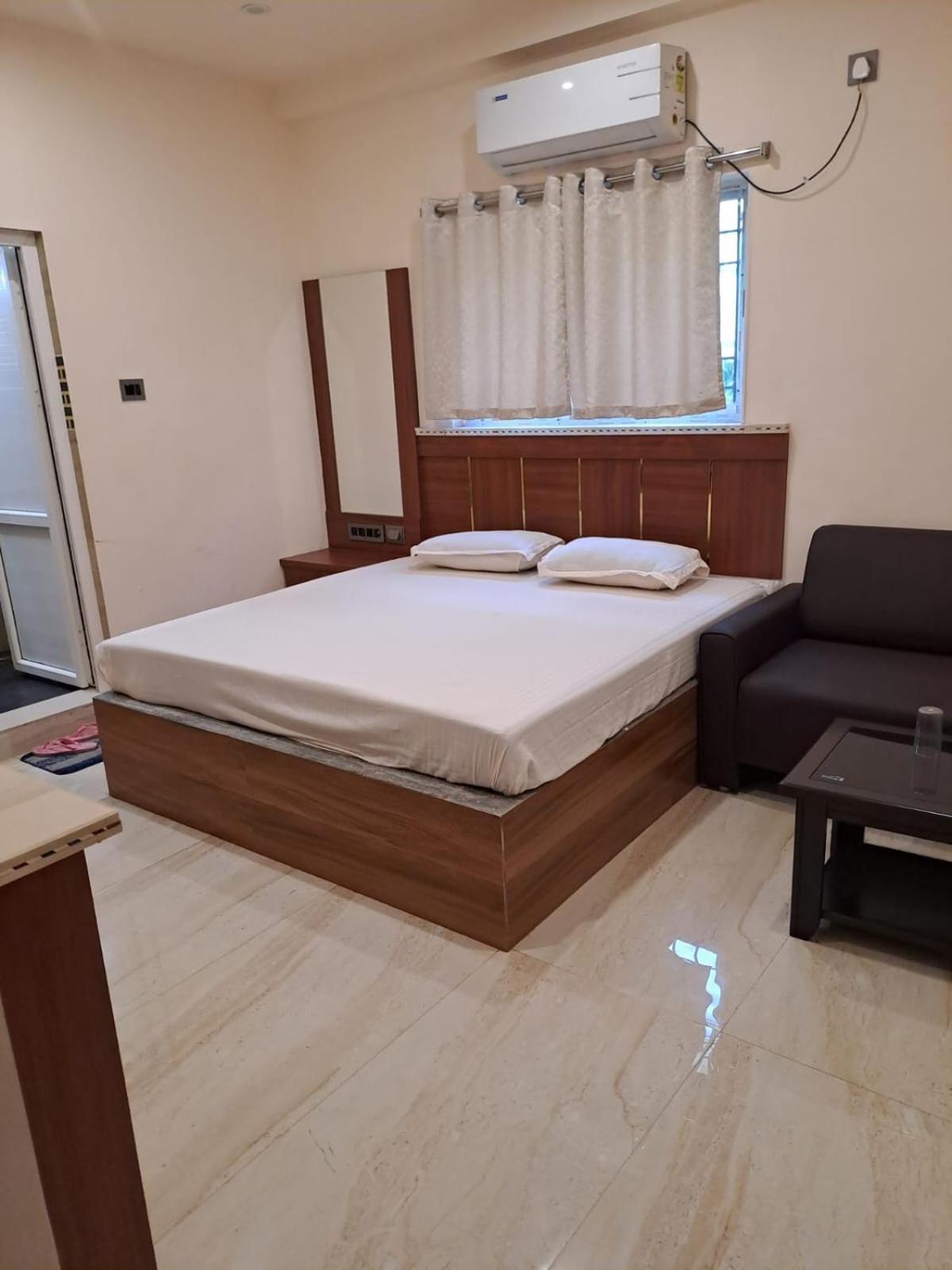 Hotel Vivek باتنا المظهر الخارجي الصورة